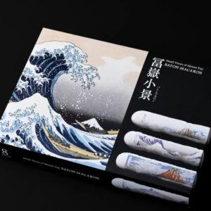 【冨嶽小景 巴頓馬卡龍禮盒】用甜點品味葛飾北齋的藝術｜浮世繪 × 馬卡龍 × 日本限定甜點